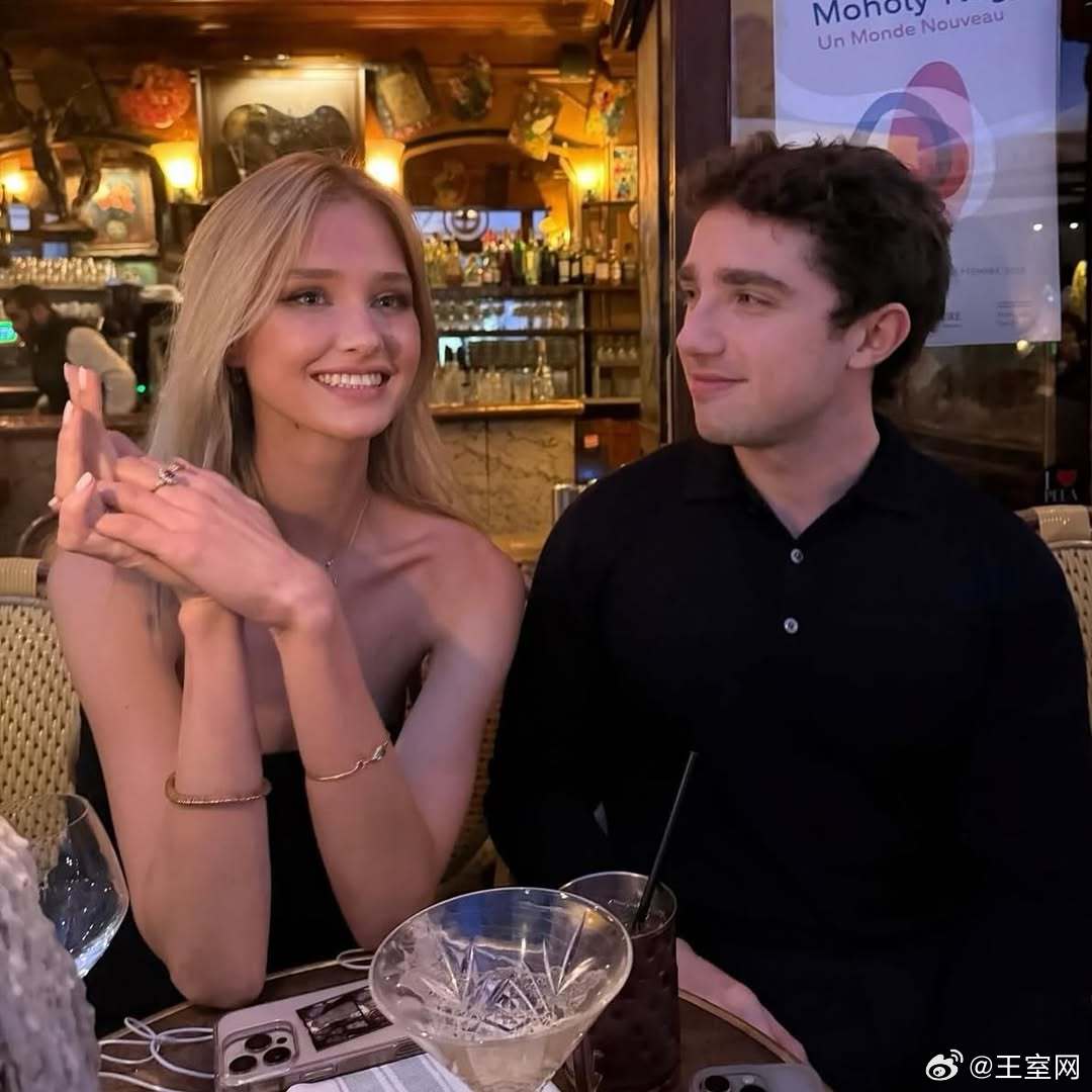 贵族婚礼 3月14日，奥匈帝国贵族玛利亚·拉拉·科西玛·亨克尔·冯·多纳斯马尔克