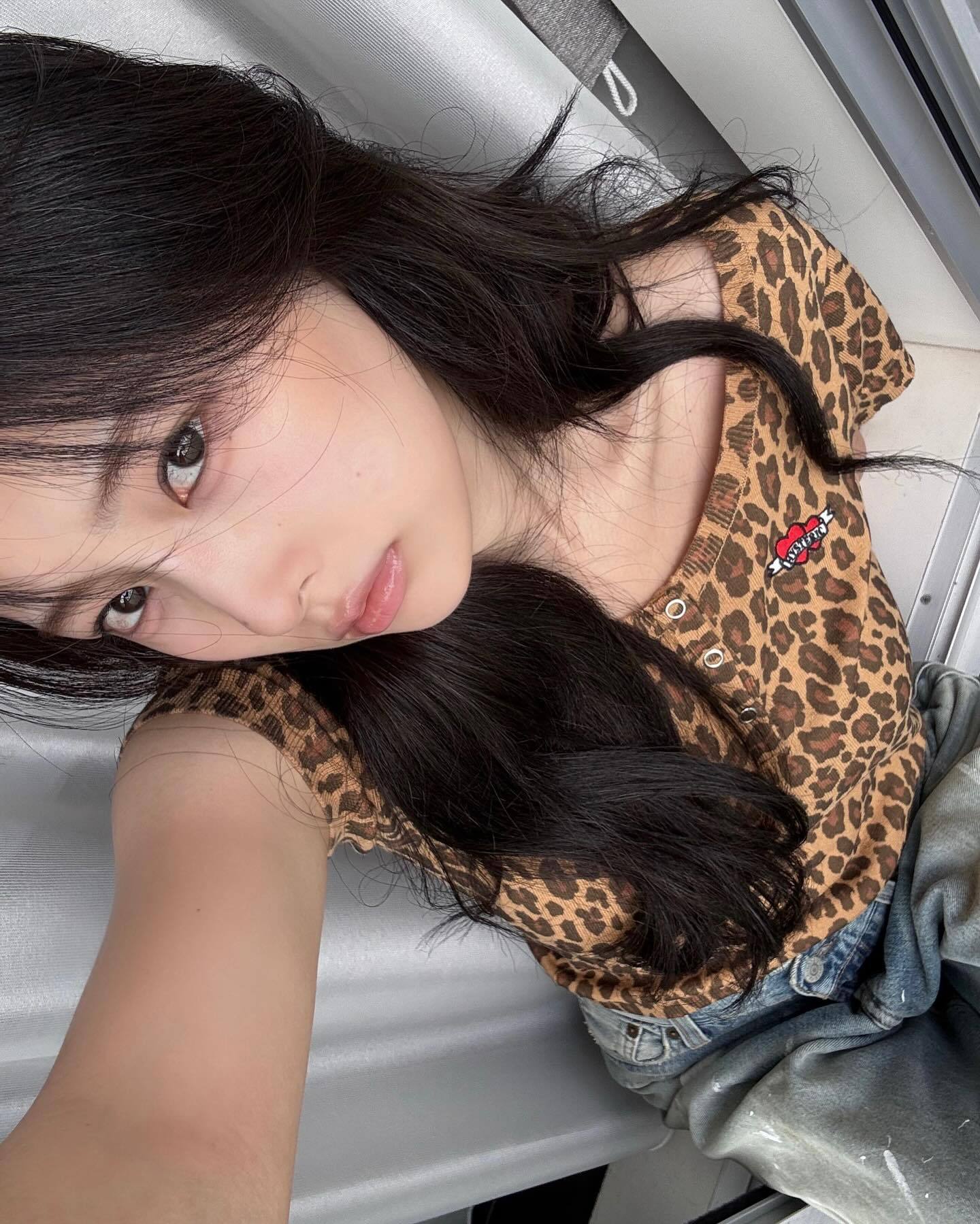 🖤🐆*姜惠元 ​​​
