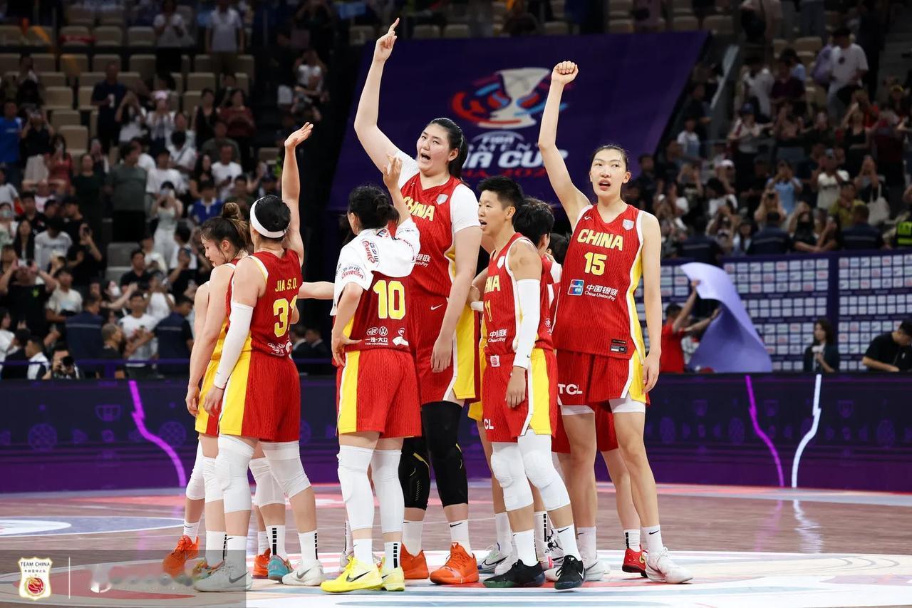 这就是差距，亚洲杯女篮得分榜；

张子宇——亚洲杯31分，投篮86.7%；

韩