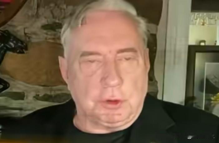 美国国防部前顾问、退役陆军上校道格拉斯·麦格雷戈在YouTube频道“深度挖掘”