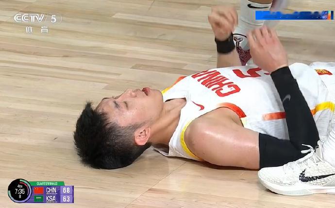 中国男篮对沙特这一场打得紧张，第三节还被反超过，主要原因就是伤了朱俊龙、赵嘉义和