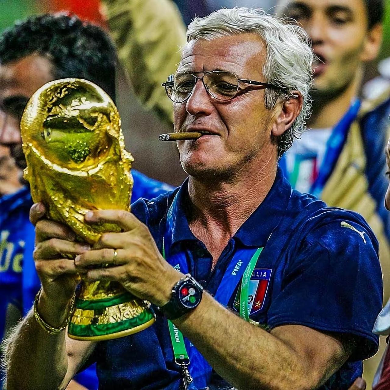 意大利抽得上上签，如果再不出线，那就彻底成“欧洲中国队”了……！

首先，意大利