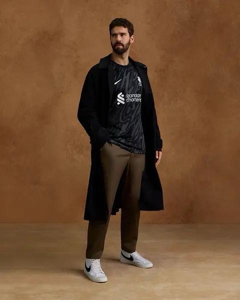 据瑞士天空体育最新报道，随着队长迈尼昂确定将在赛季结束后离开圣西罗，AC米兰已将