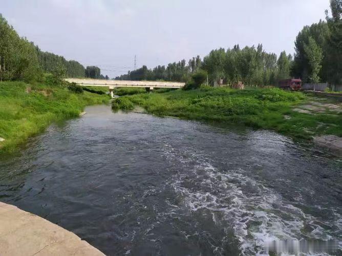 念奴娇•磁县贺兰山怀古

文/张东律师

奔川怒涌，贺兰峙、前宋谁曾清醒？岸畔遗