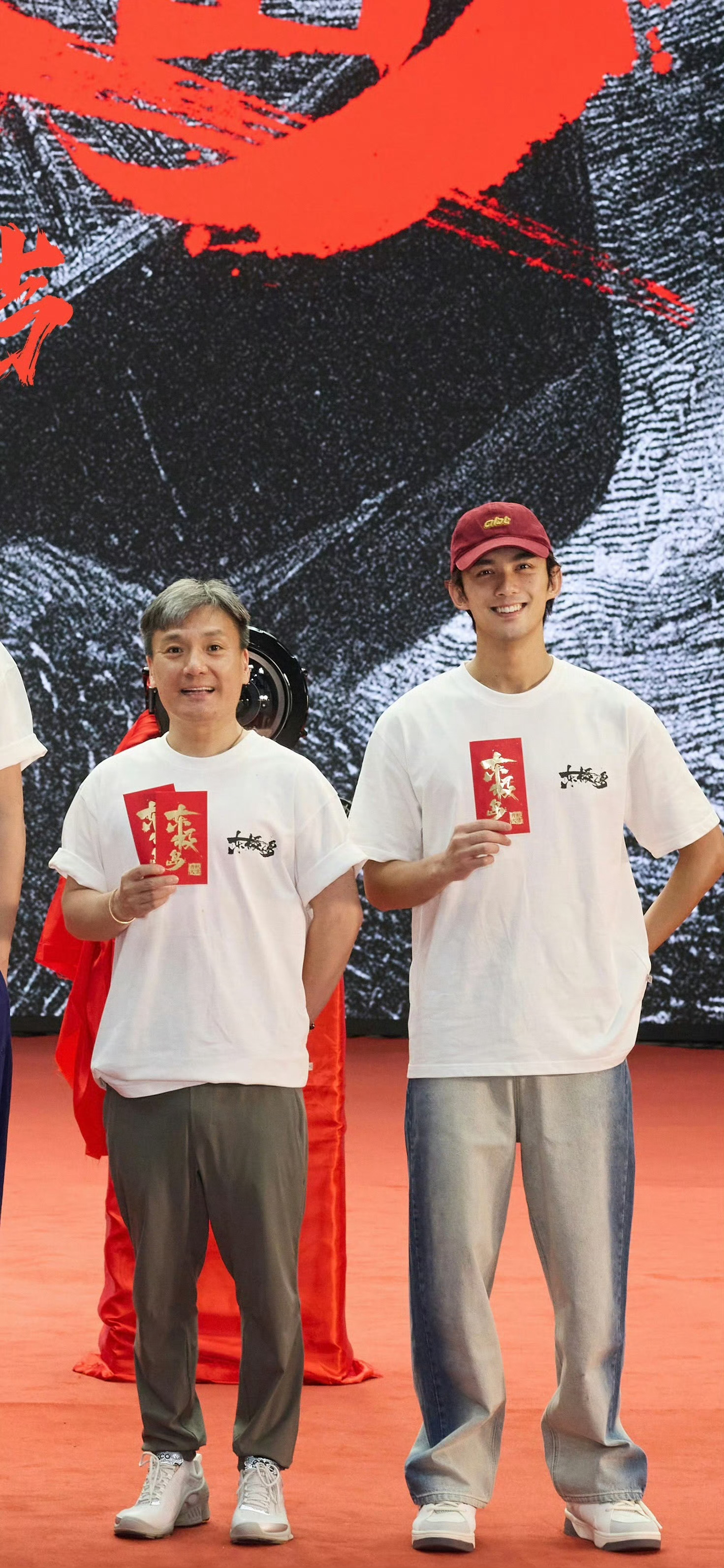 东极黢黑的试炼… ​​​