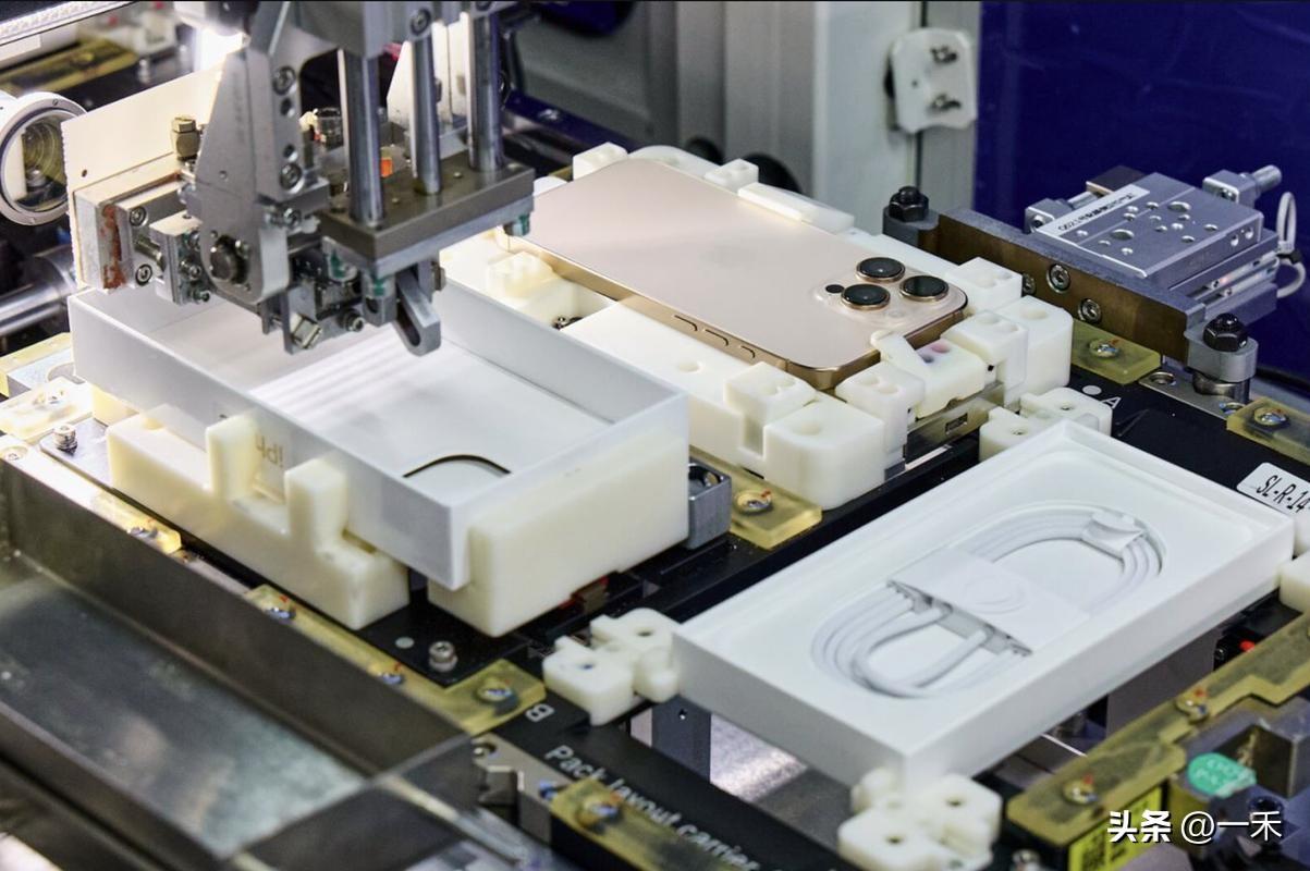 苹果中国区佣金3月15日下调，开发者每年省60亿
 
家人们！苹果终于对中国市场