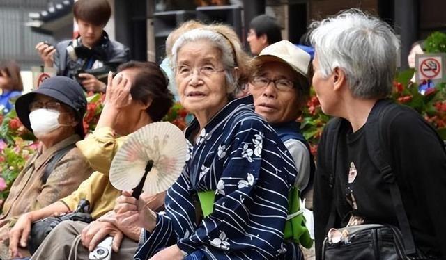 马斯克再次发出震撼言论，语出惊人：“日本若继续这样下去，迟早会从世界上消失！”更