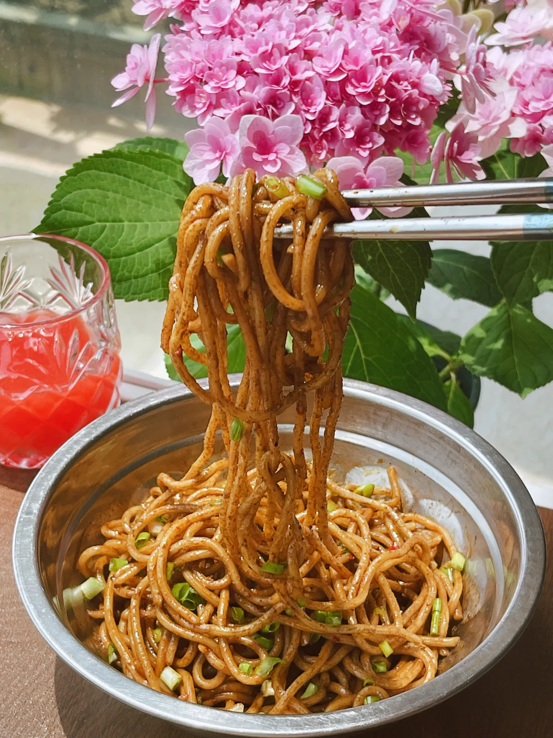 终于在家复刻出武汉街头的热干面了！🍜