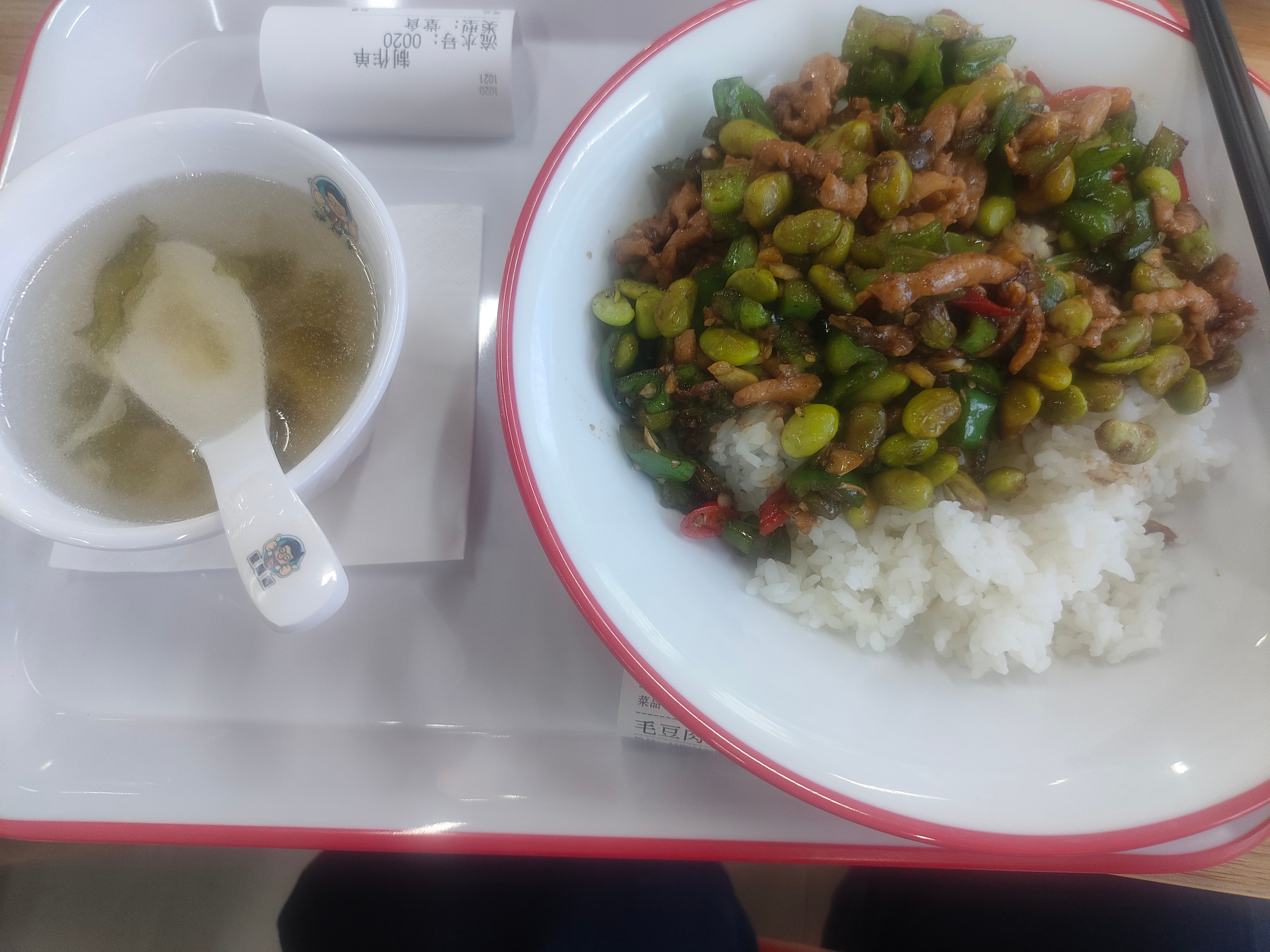 现炒还是比快餐好吃一点美式不加糖在外的流浪生活 ​​​