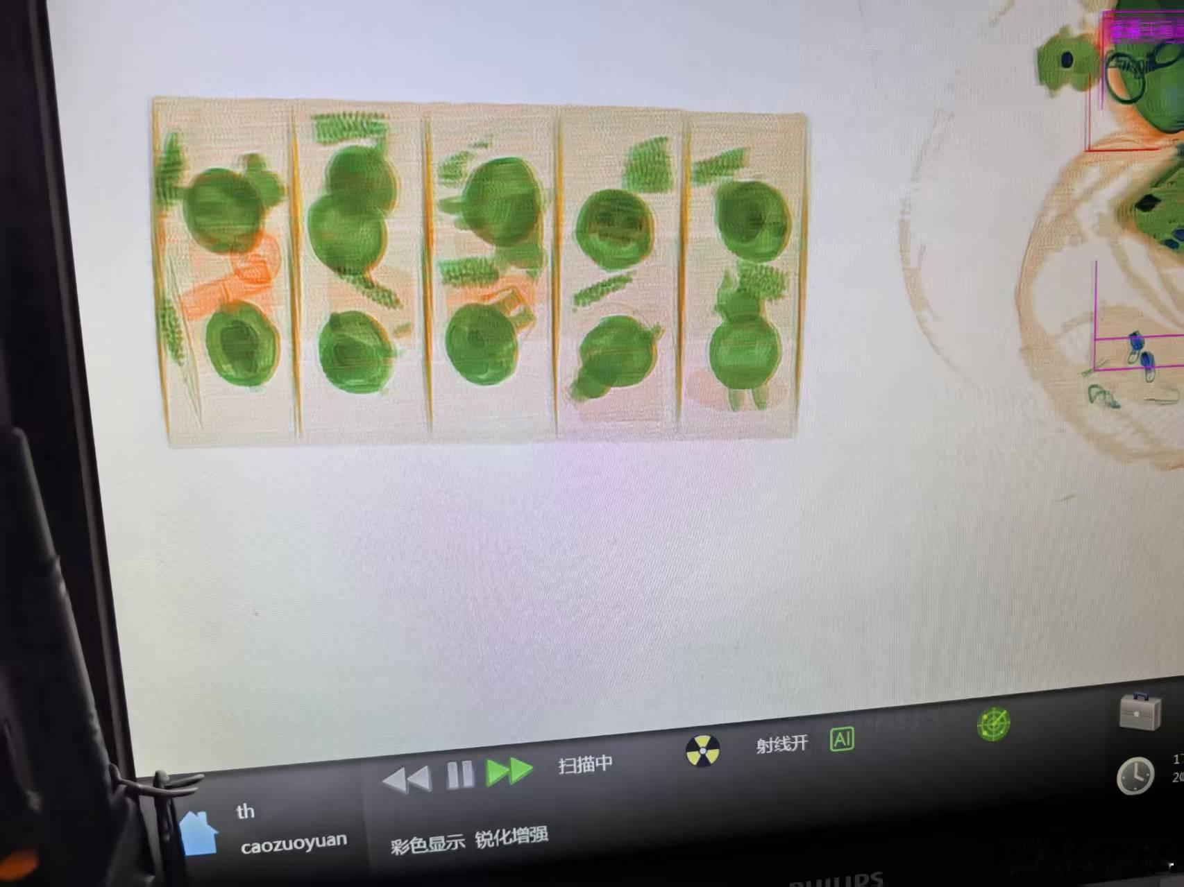 原来它们不叫labubu 为了开隐藏款都上科技了？不过这也看不出啥啊。都是一些零