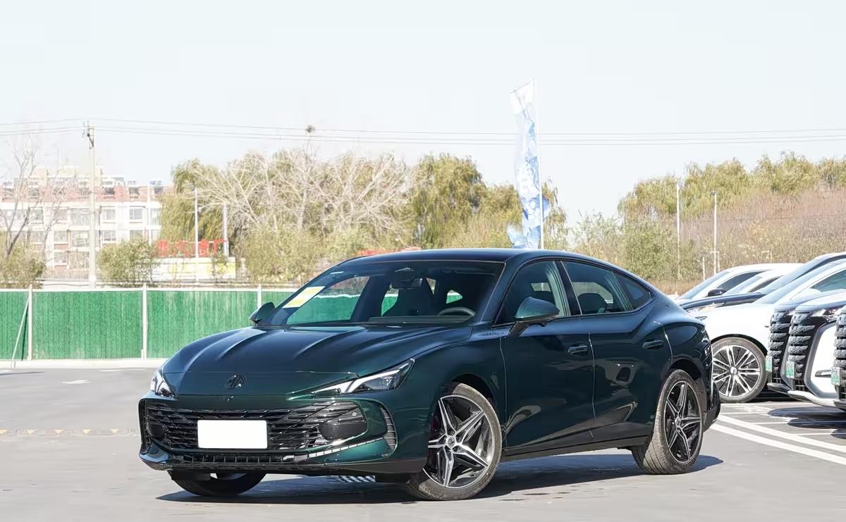 最美中型轿跑26款MG7即将上市，NGP高阶智驾驶+AI语音大模型，最低才12万