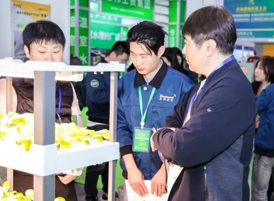 以科技赋能西域农耕，2026新疆农业博览会打造西北专业农业交流观赏平台。充分结合