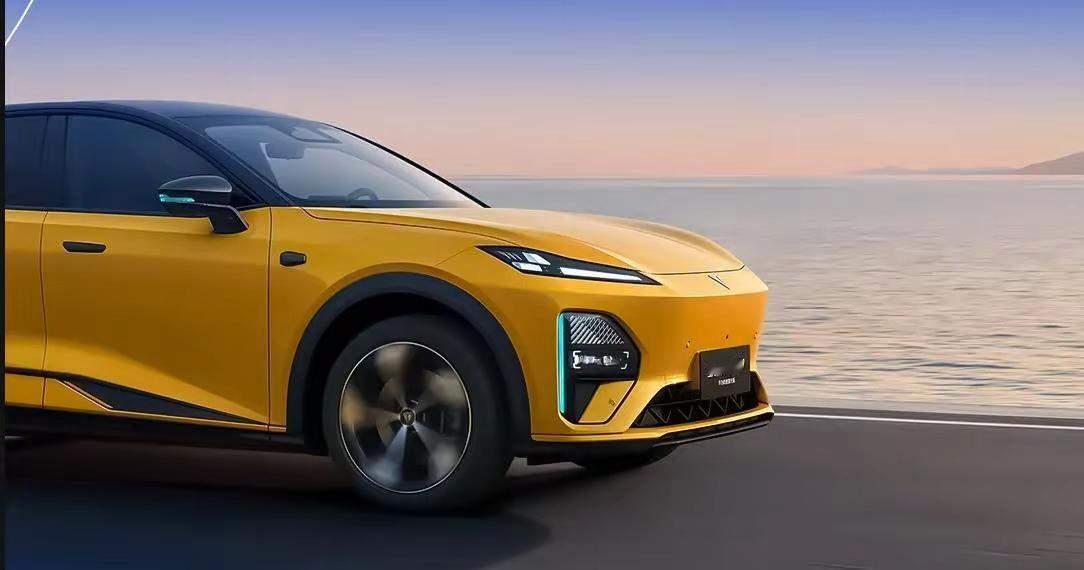 这就是赤裸裸的现实啊！
6％家庭，买50万元以上的车；
12％家庭，买20~50