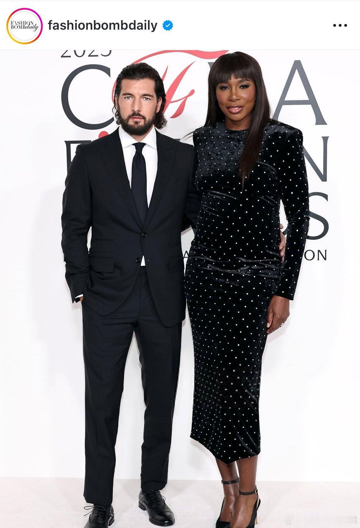 大威和未婚夫参加活动，好幸福！
两人的恋情始于2024年7月，当时被拍到在意大利