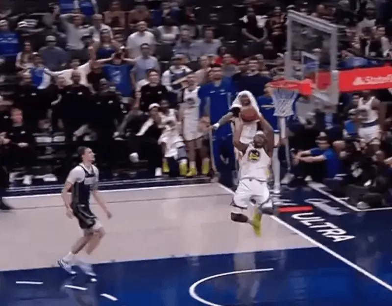 其实，库里完全可以安心养伤，完全没有必要急着复出。更何况，即使库里复出又能如何，