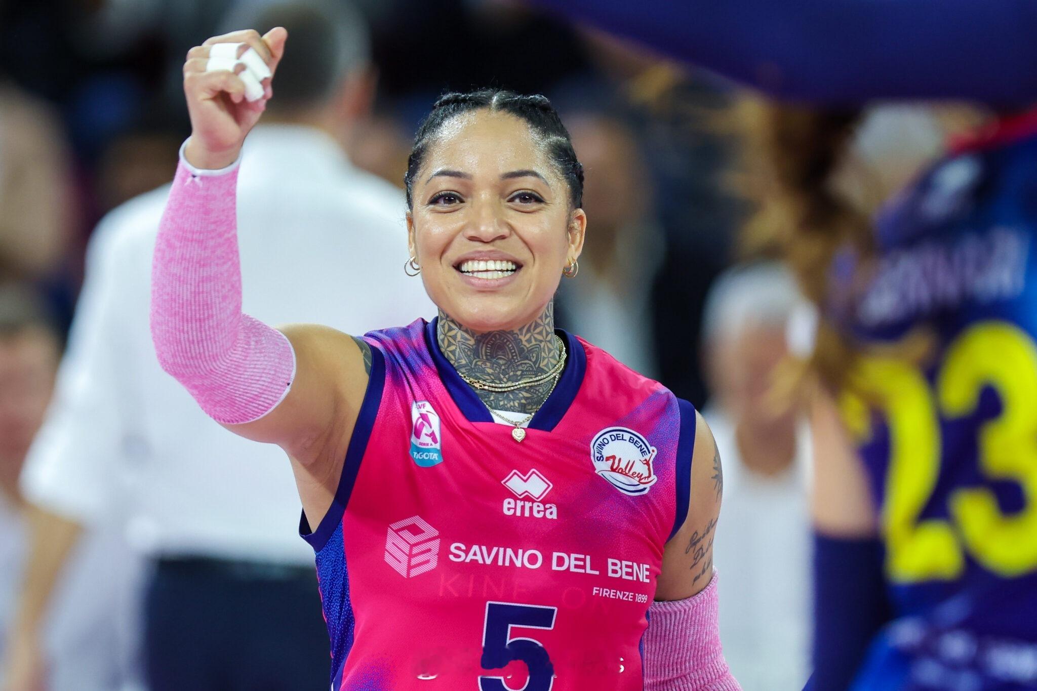 排球转会动态 1月26日，据意大利媒体报道，巴西男排接应达兰下赛季将意超维罗纳分