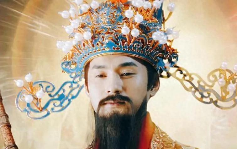 从前有一老汉，供了一辈子财神，最后却穷死了！儿子很生气，来到财神庙，对着财神的脸