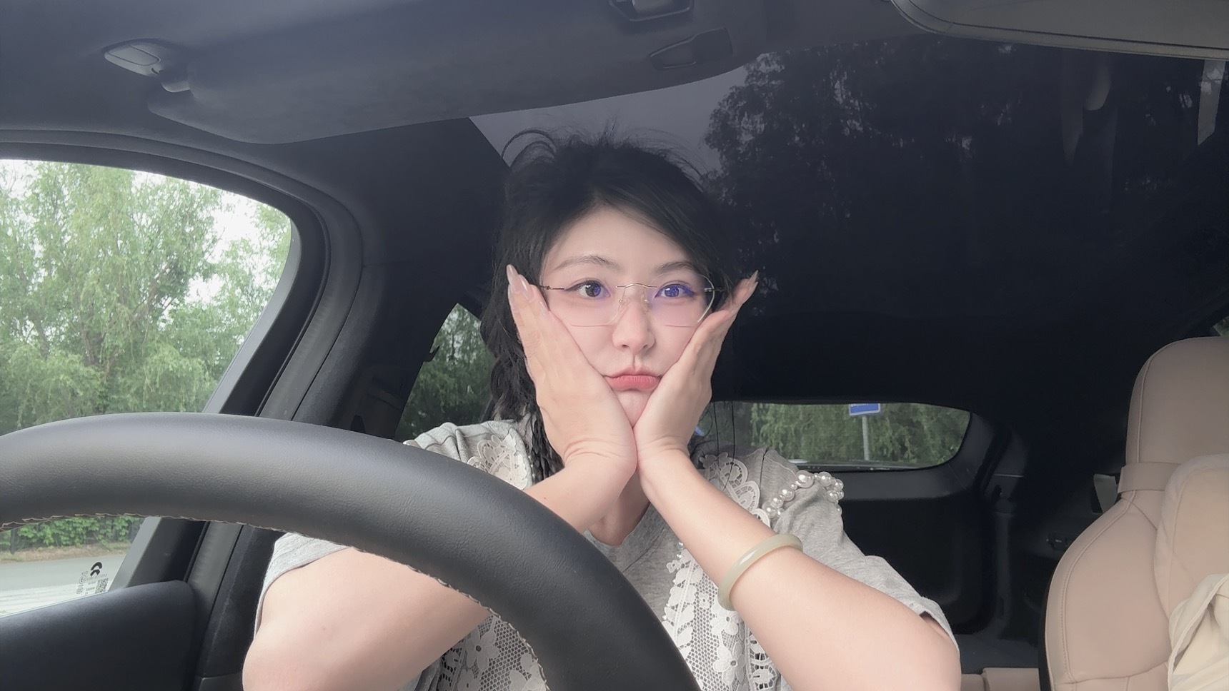 真羡慕蔚来的新车主啊[苦涩][苦涩][苦涩]当年我斥巨资，把电池包从84kWh升