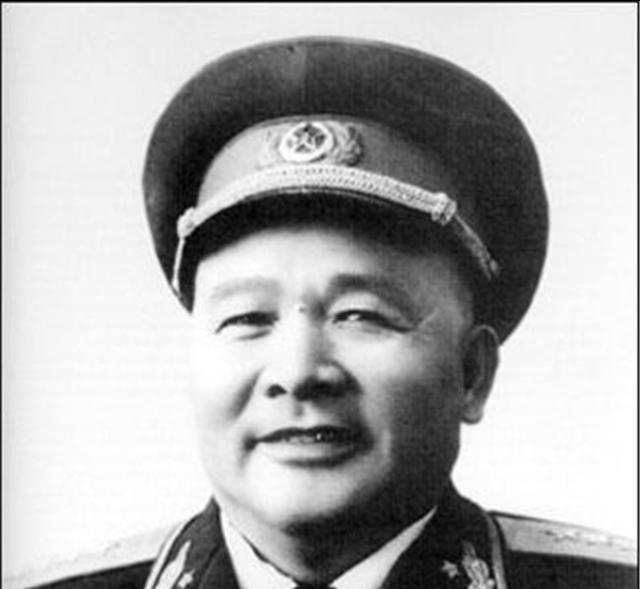 徐海东因养伤未能参加解放战争，毛主席特发电报安慰：安心养病，国家有事不用操心吗？