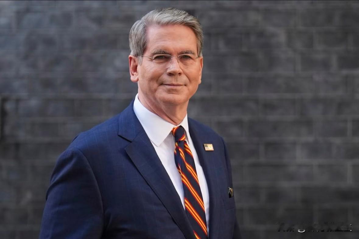 美国财长贝森特近期频频喊话，吐槽中美贸易“需要再平衡”，字里行间满是对对华贸易逆