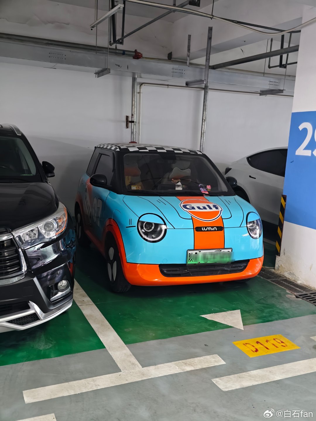 别说！长安Lumin这个海湾石油配色挺萌挺好看的(๑•.•๑) 