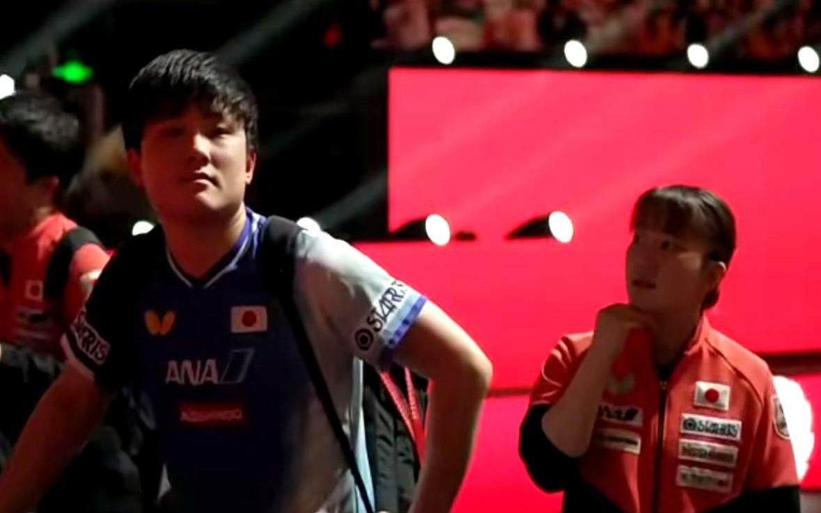 成都混团赛场上的加油声“香港队好样的”——张本智和一脸无语🙄。12月3日，成都