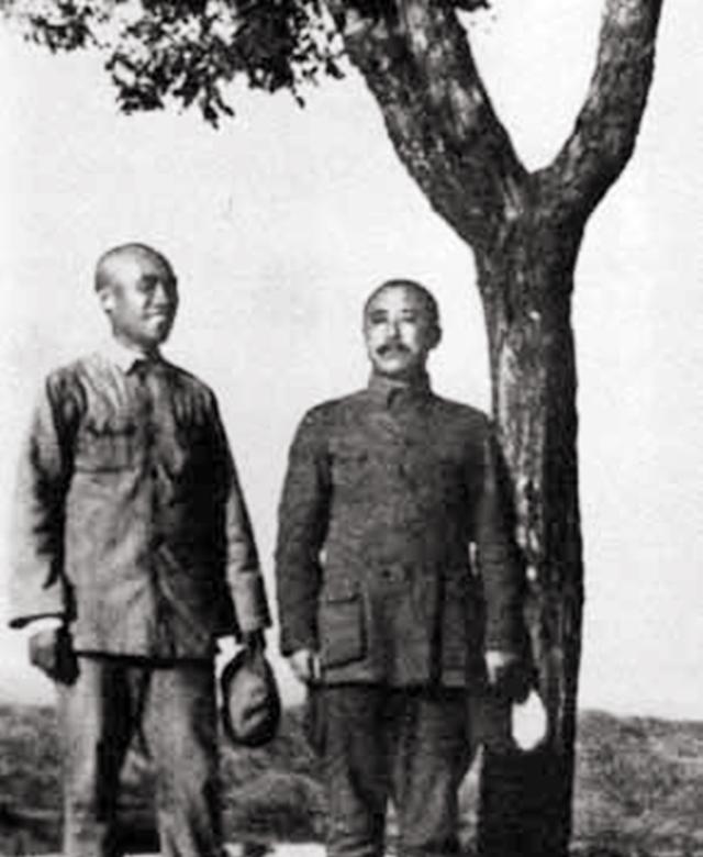 卫立煌被列为战犯之后，给朱德写了一封信，请求朱德可以救救自己的母亲，毛主席听闻后