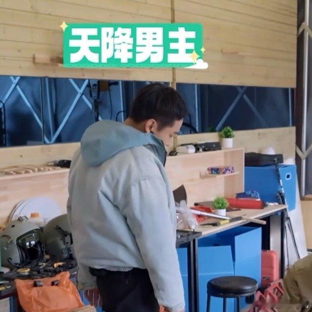 辛云来想当导演的心是拦不住的 从咖喱电影节到这次，辛云来对当导演的热情一直没减，