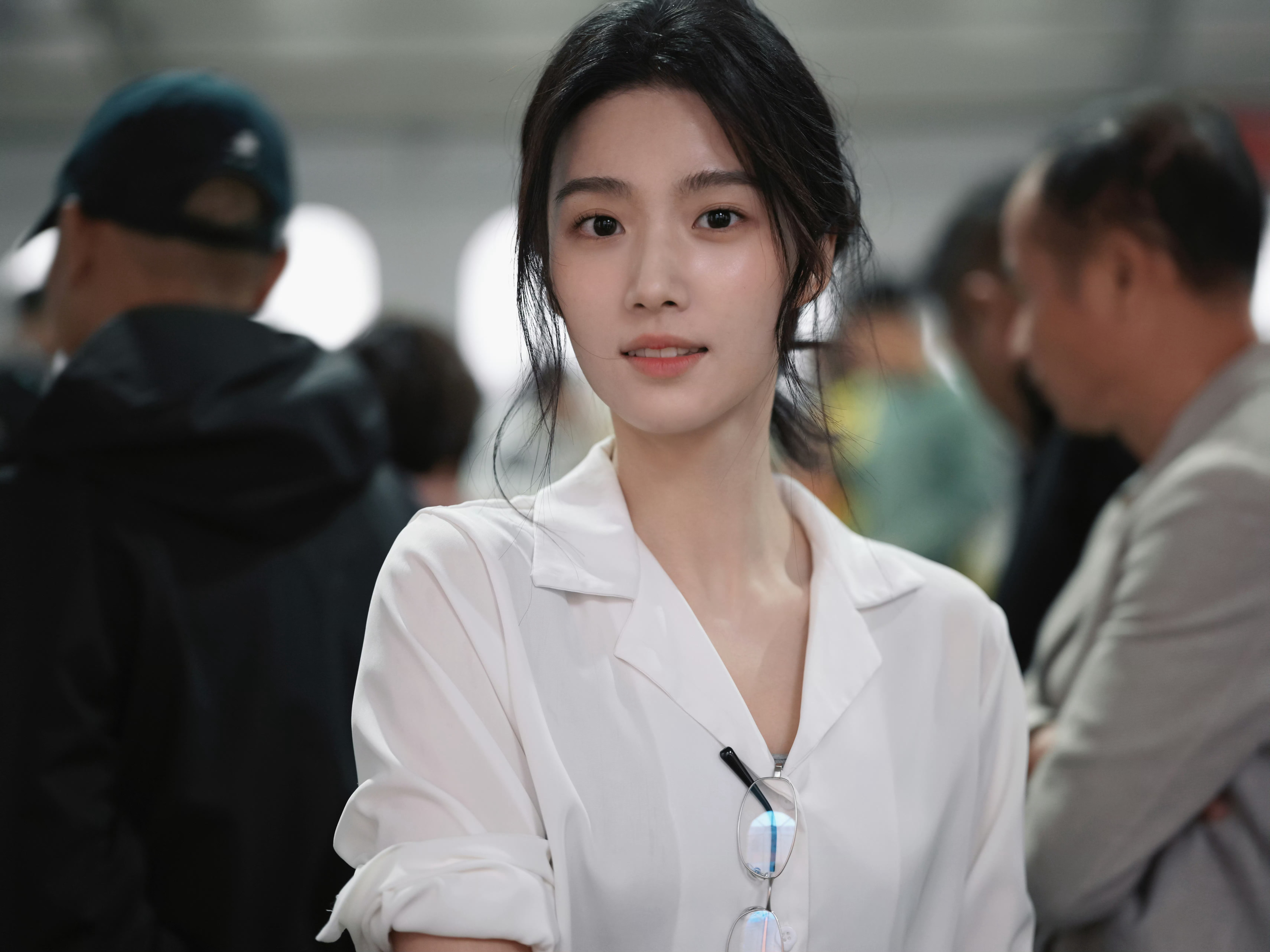 橘子早安趴 小镇来个了女作家卢昱晓