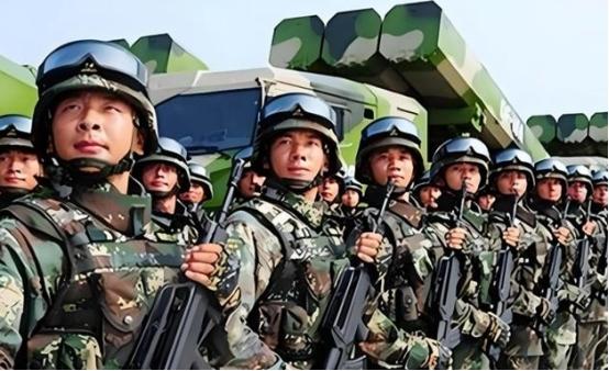 中国人从晚清到现在，总改不了一个臭毛病：一有冲突先忙着算谁占理、谁先动手，生怕被