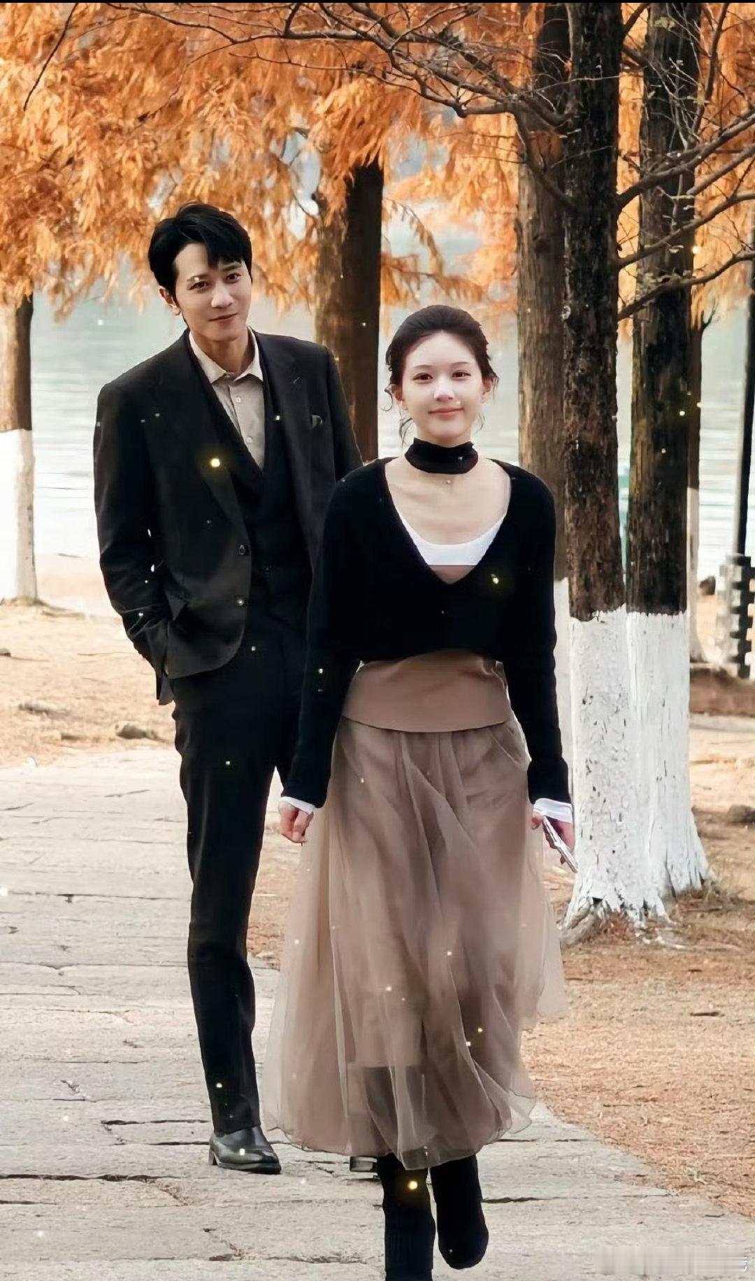 赵露思彭冠英的恋人还能播吗[泪]露思这部剧造型也很好看 如果不播好可惜[二哈] 