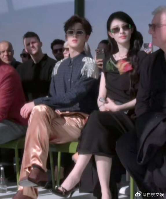 李昀锐王楚然G社生图合照李昀锐王楚然G社合照 G社生图堪称颜值试金石，李昀锐王楚