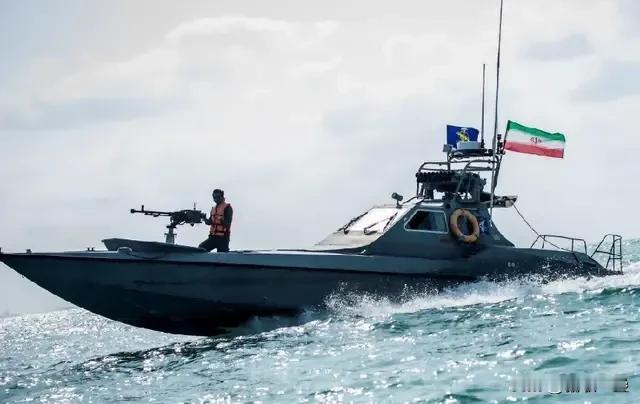 电视新闻滞后网络新闻时效慢

比如伊朗快艇图片在电视新闻上连续使用20多天也不更