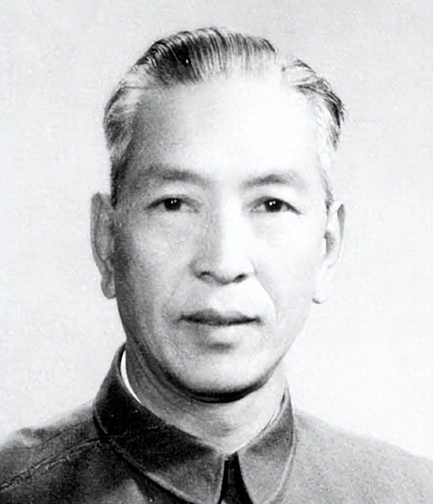1962年耿飚亲自上门看望徐向前，徐向前开口问耿飚是不是把杨得志和罗瑞卿都安排到