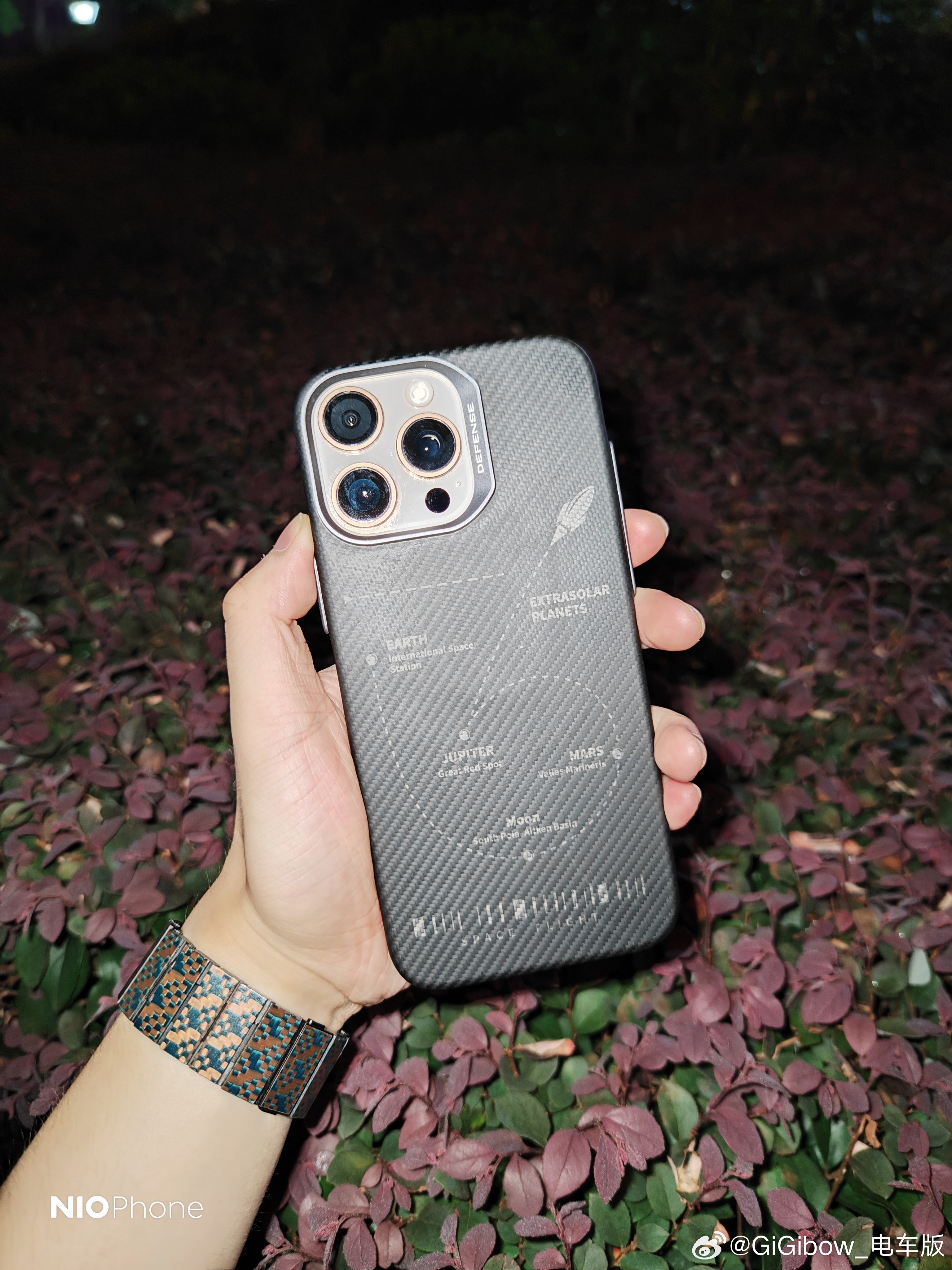 最近疯狂的换手机壳用就是因为过了今晚，这台iPhone16 Pro Max就不是