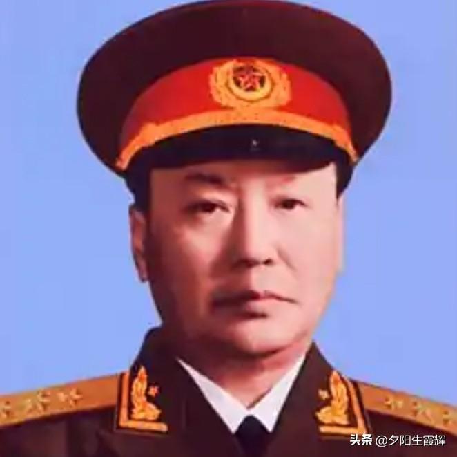 上将，成就高于10大将，级别高于9大将，他是谁？
乌兰夫上将，曾任国务院副总理，