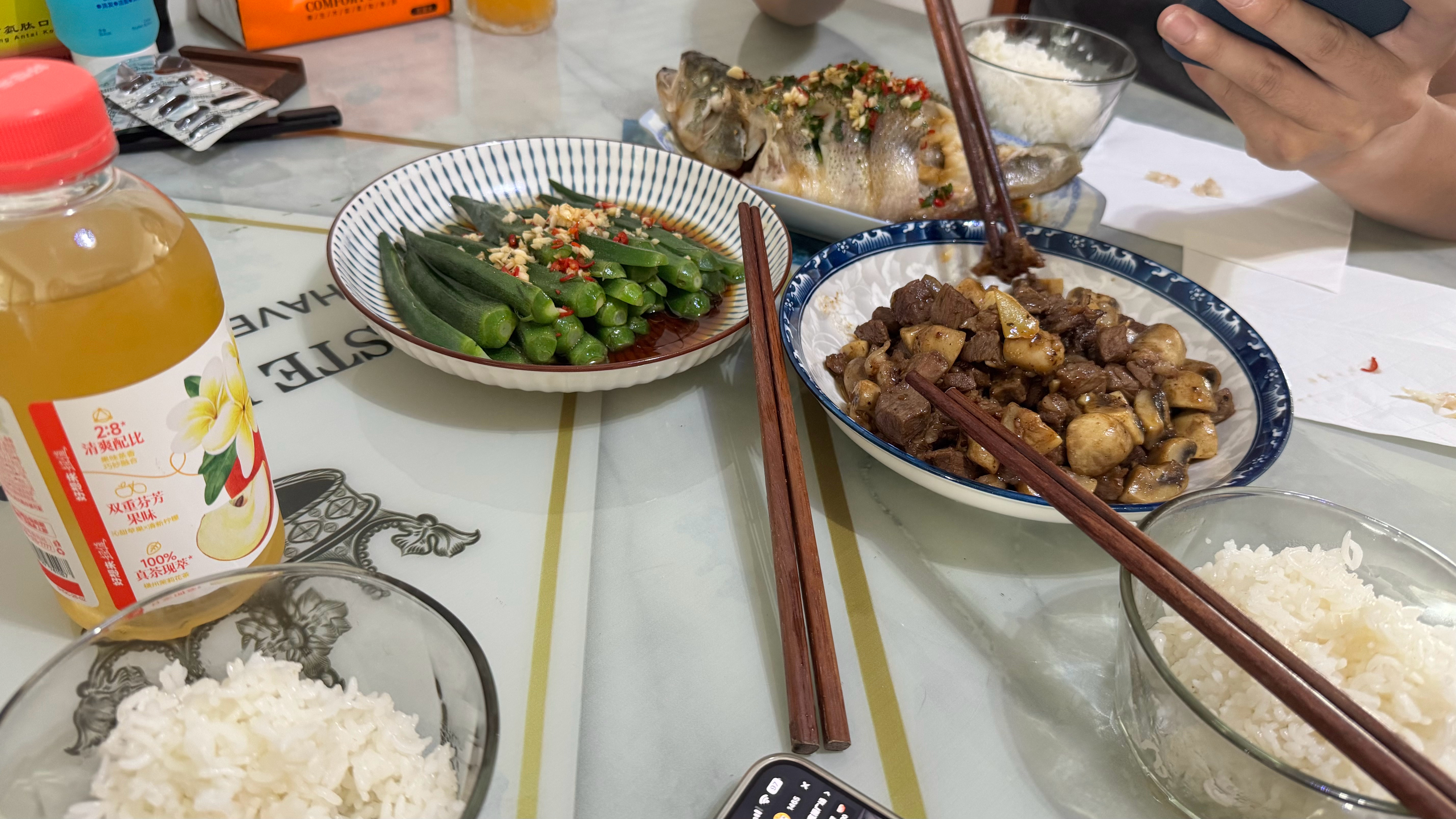 回家是漫长之路，但到家的温暖抵消了路途的疲惫