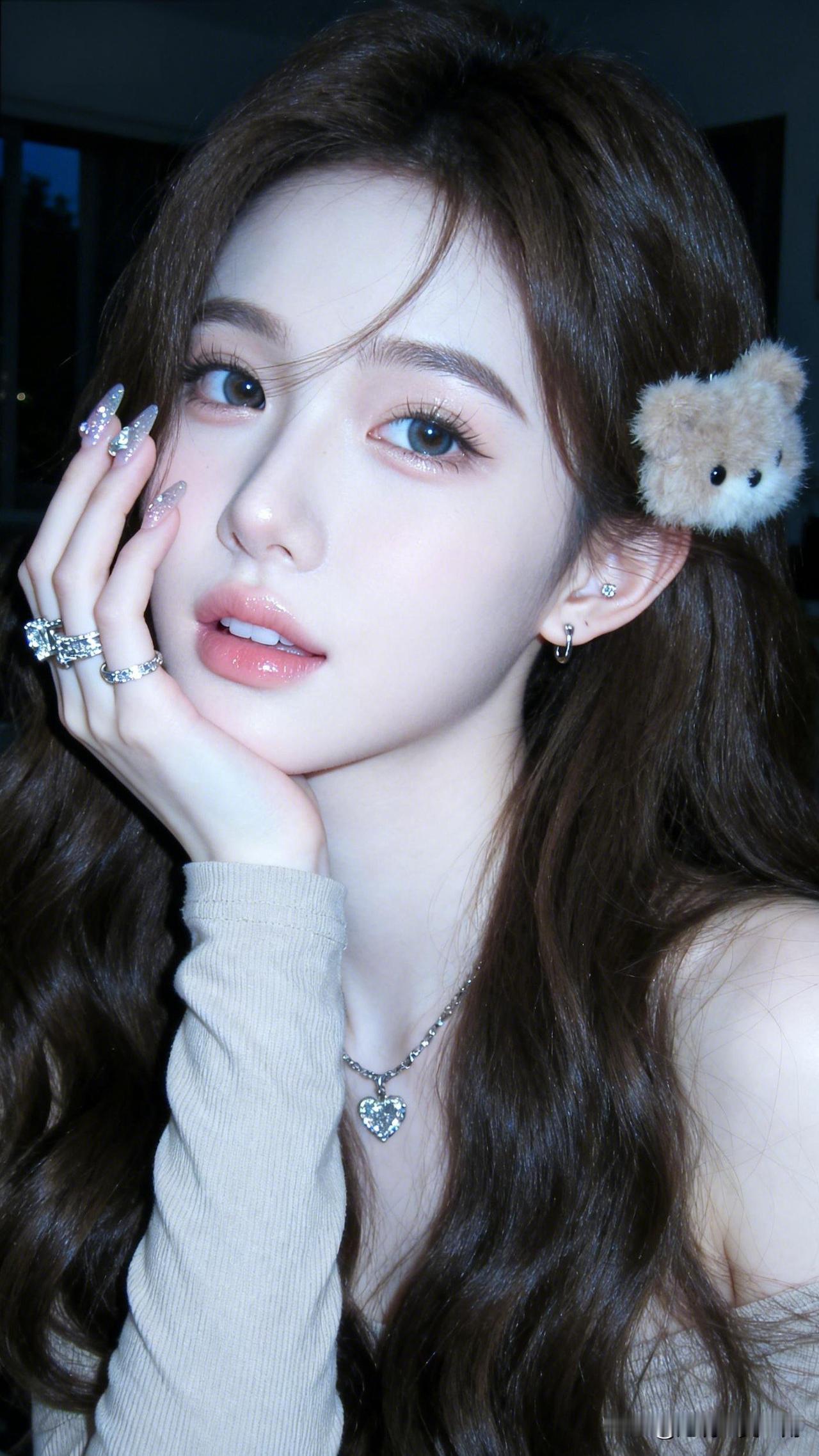 玉颜如花，美若天仙。惊艳了时光的女演员你会想到谁 甜美少女风，温柔似水，可爱发夹