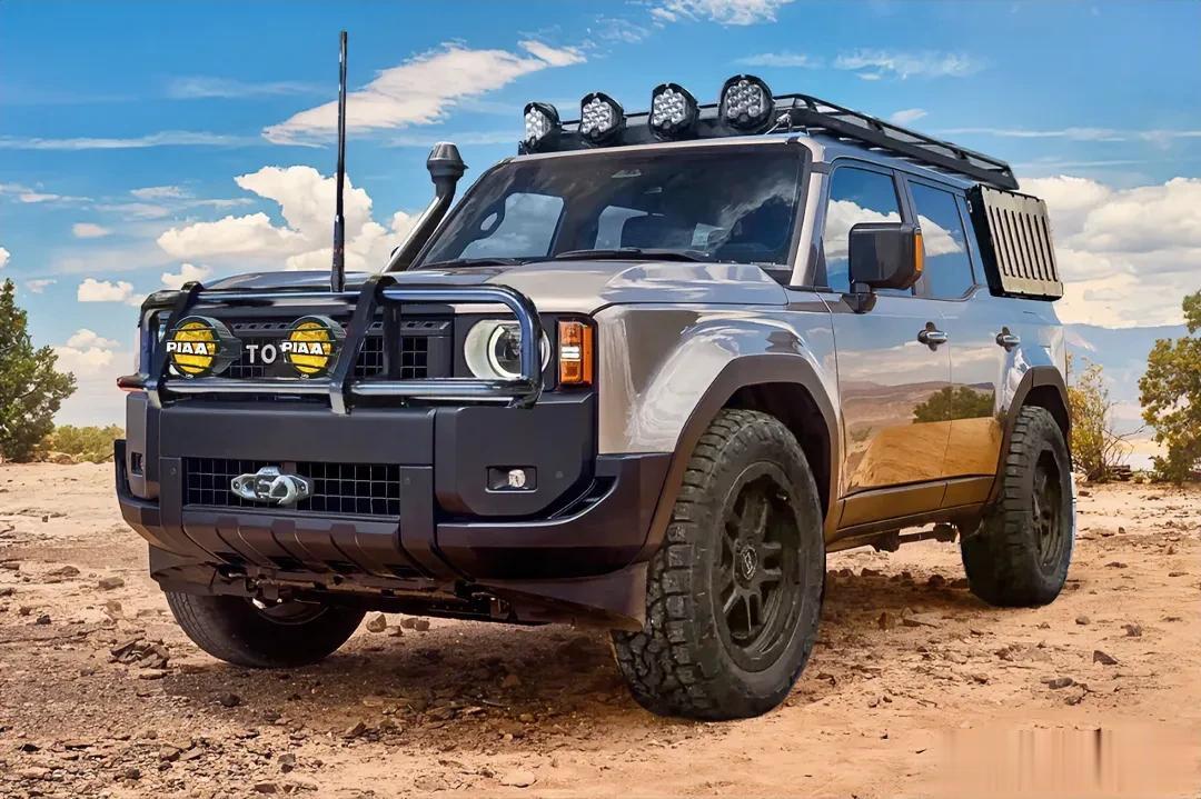 丰田终于开窍了，推出了硬派又复古的lC250，只要标价不是太离谱想必又是不愁卖。