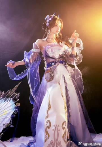 放下演员光环，从零开始唱跳！代斯的勇气，值得每一票浪姐7买股代斯乘风2026