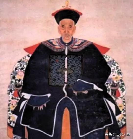 秦朝第一名相：李斯
西汉第一名相：萧何
东汉第一辅臣：邓禹
三国第一名相：诸葛亮