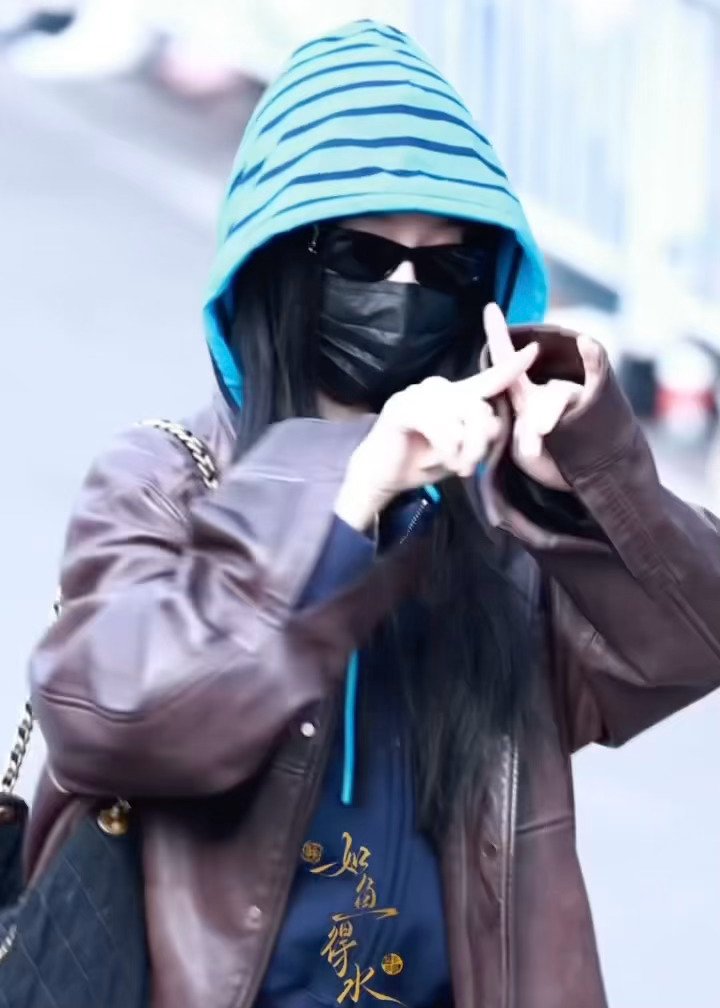 舒心画爱心～小拇指依旧哈哈哈 