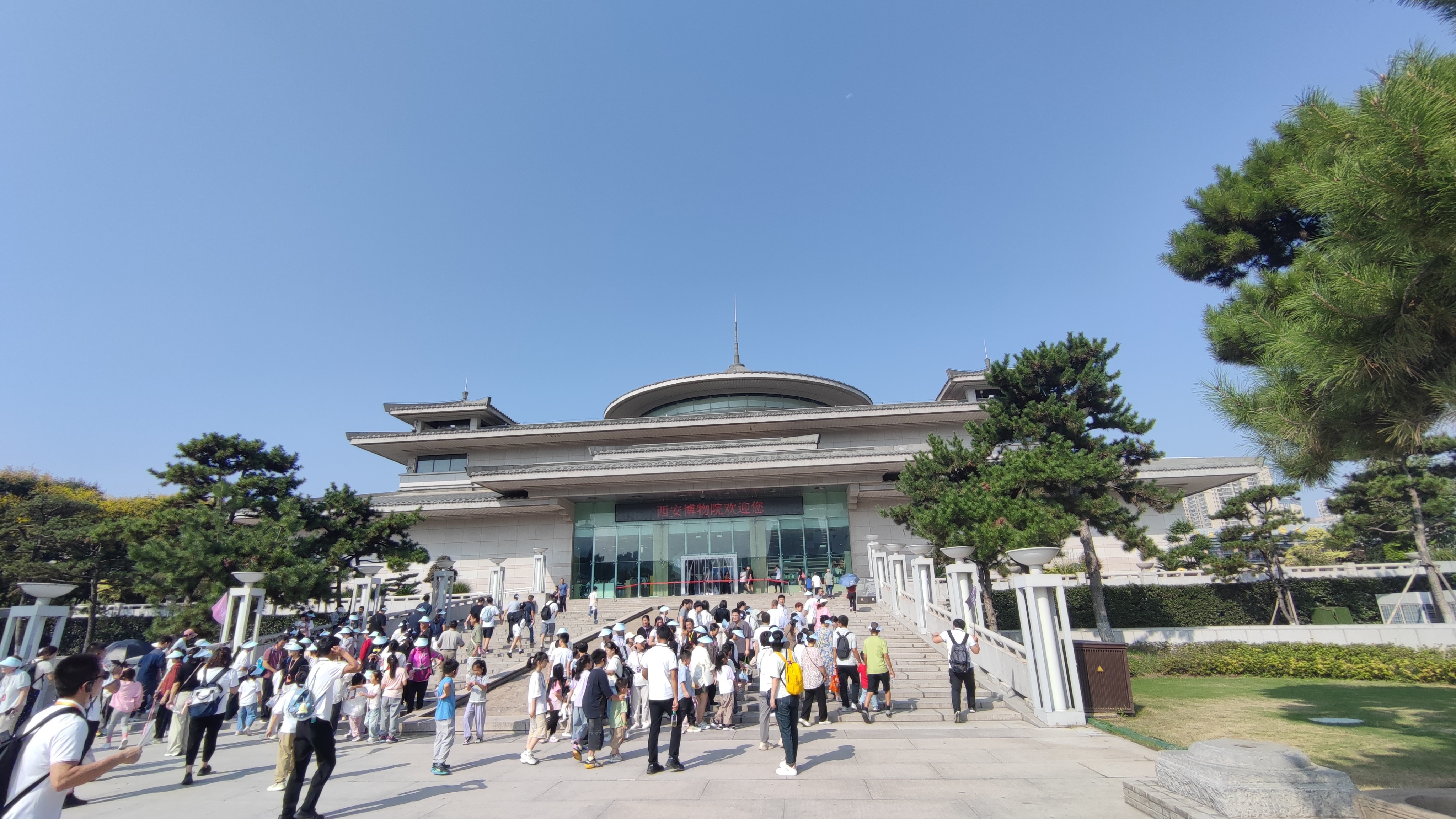 西安博物院举办王维数字展 今天蹭王维展第一次去了西安博物院[哇]，昨天与陕历博秦