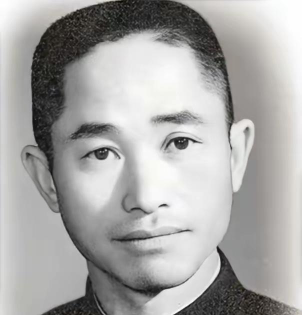 1951年，抗美援朝战役，彭德怀命蔡长元以死抗敌，谁知蔡长元转头就下令解散军队，
