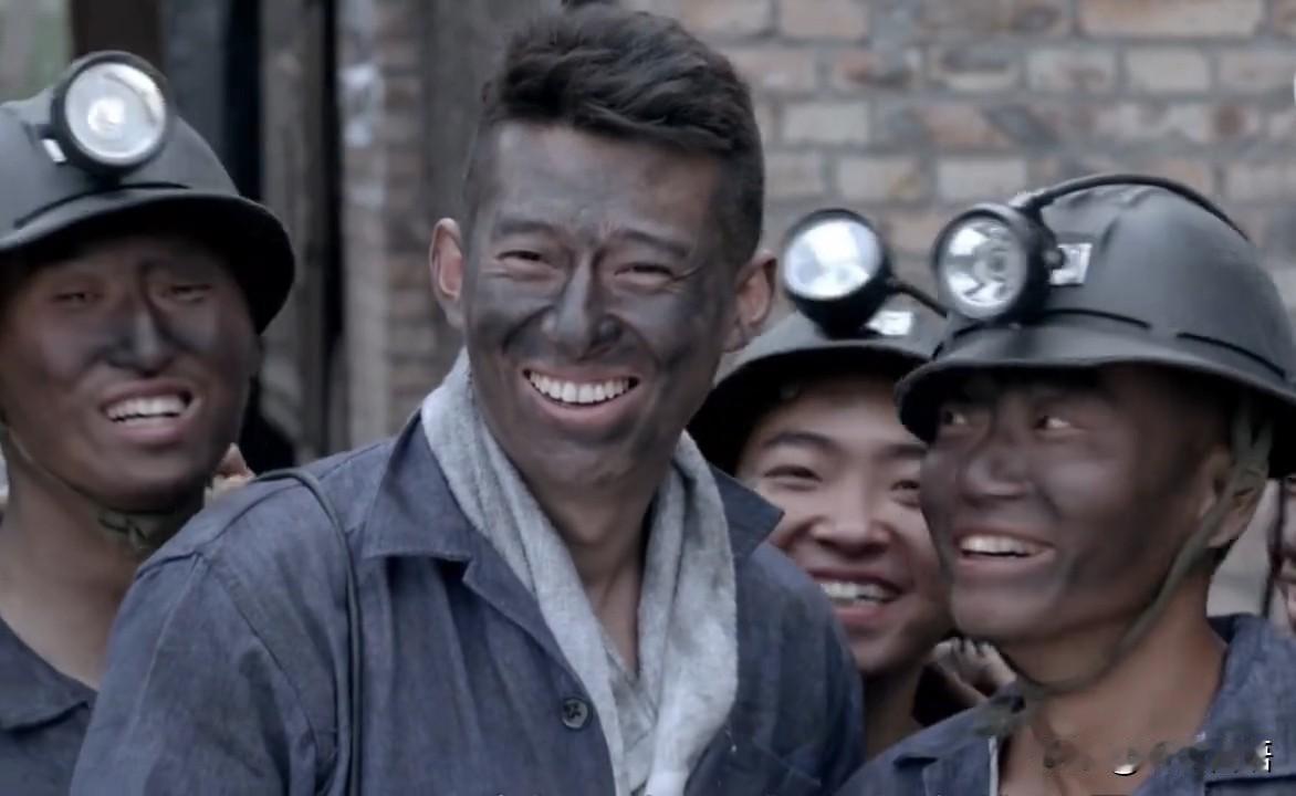 太卷了，现在的环境，对大多数人来说，真的很难！要是以前，那就太容易了！