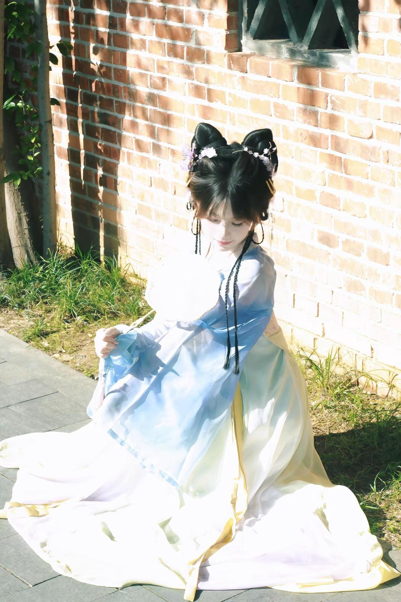 只愿卿卿意逍遥。这才是我春天该有的样子