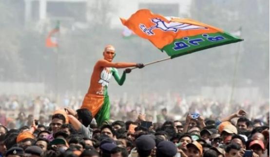 中国真正担心印度的，不是印度和美国联手，而是印度共产党上台，如果印共真的掌权，我