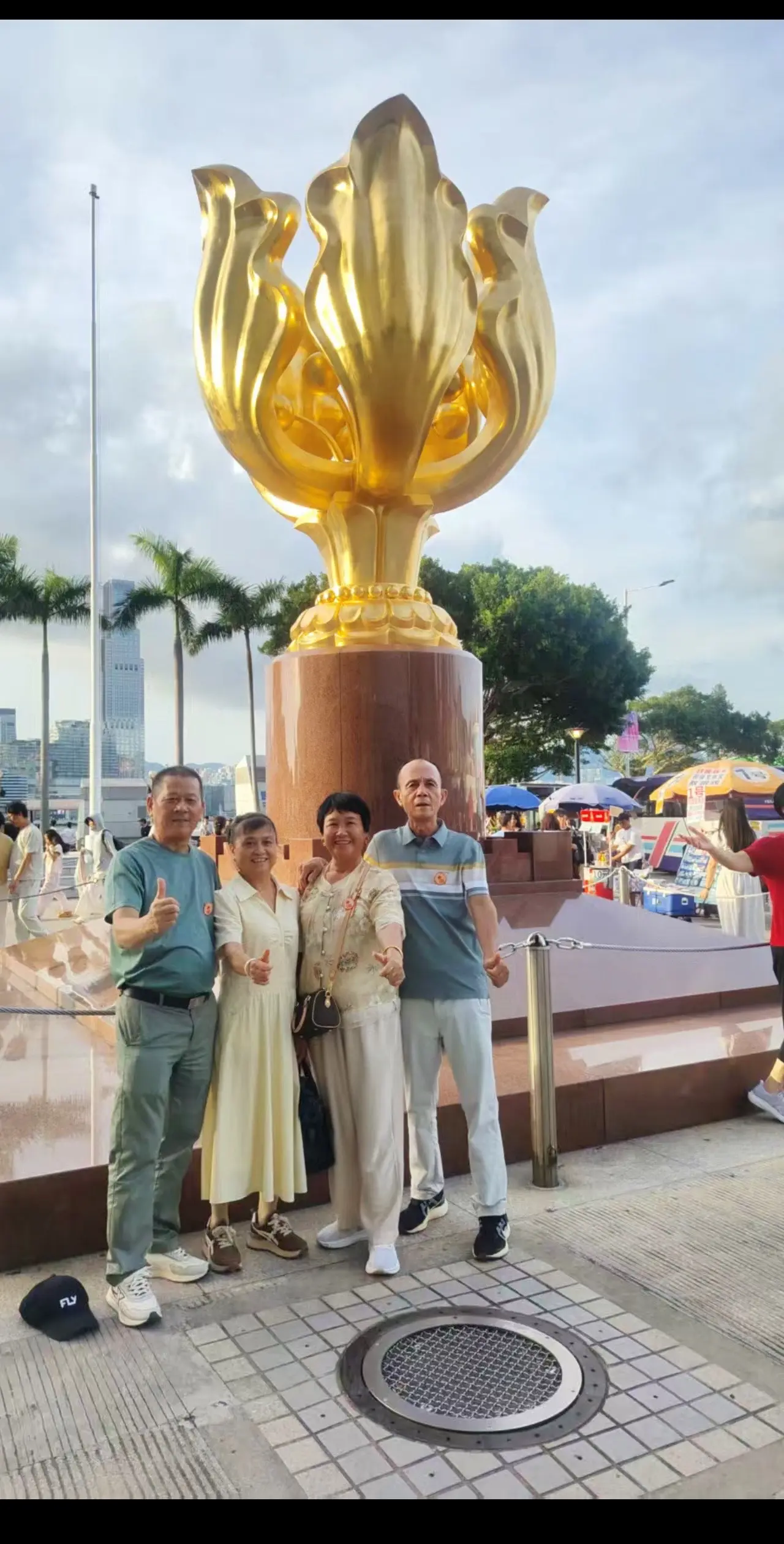 爸妈说，辛苦一辈子，自由对他们来说才是。真正的幸福