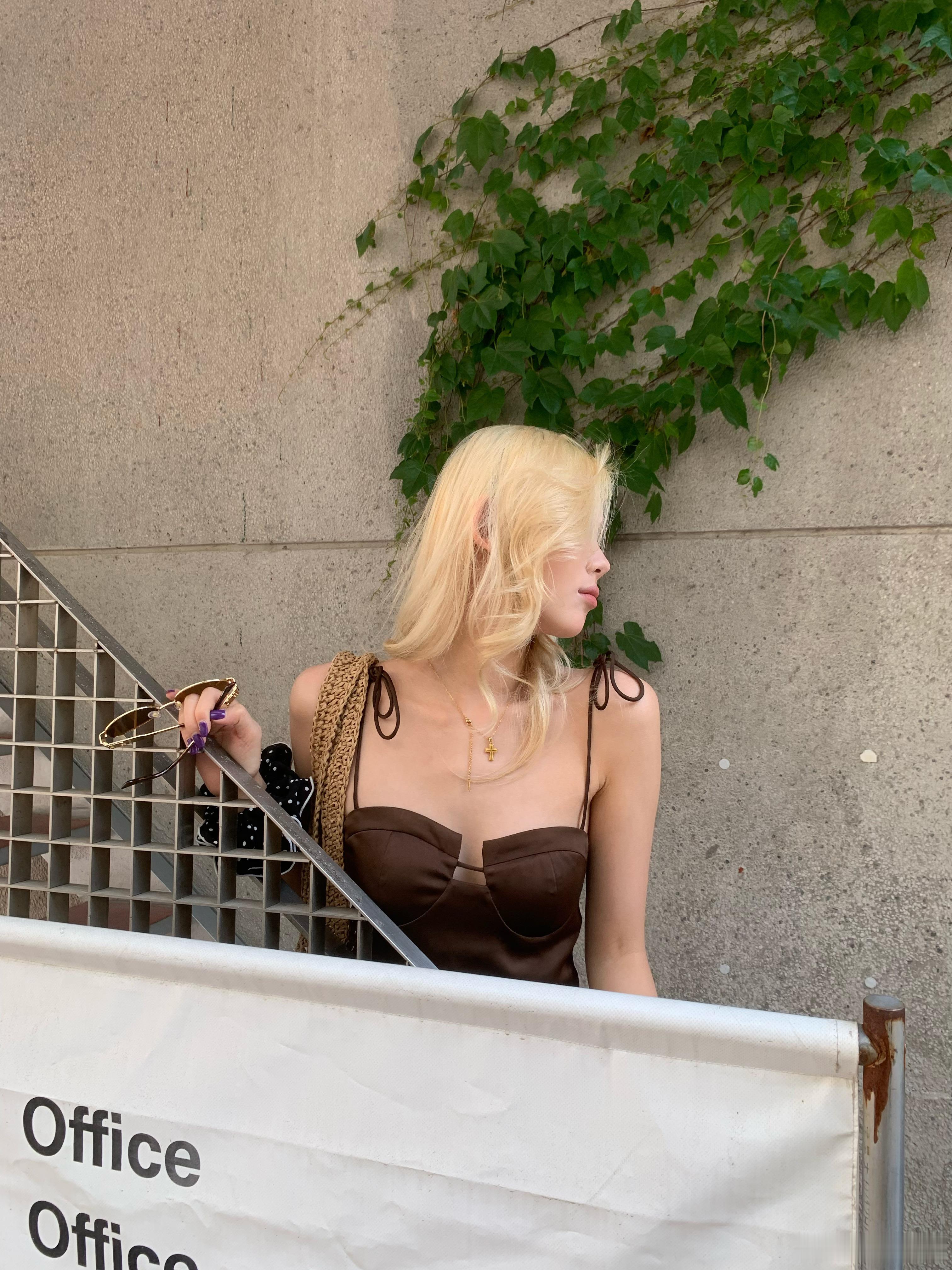 穿点法式迎接一下夏天很有女人味优雅又小性感（今年真的是是波点脑袋✌️）时尚穿搭 