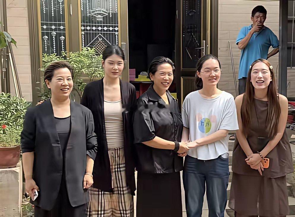 那个高考699分选择清华大学医院系的女生，我真的是挺为她感觉到惋惜的！ 